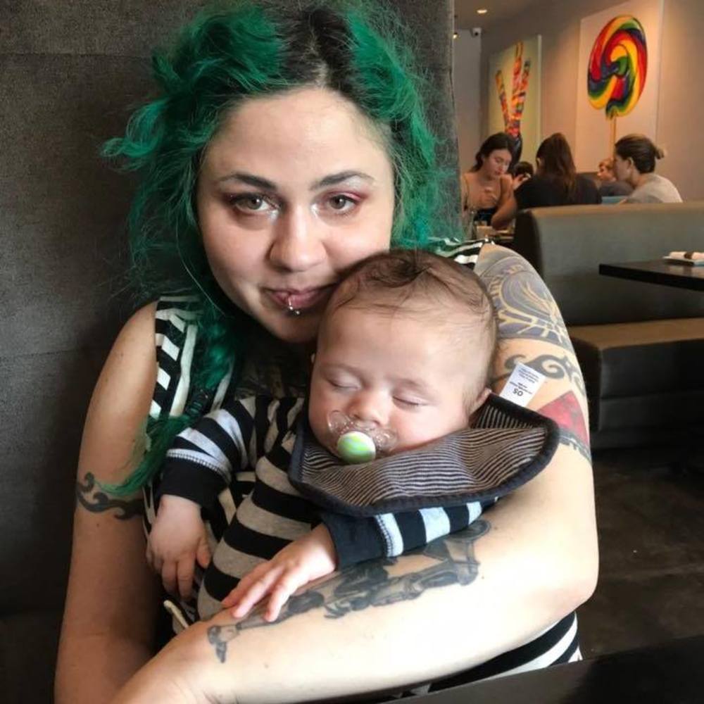 Meet your Posher, Mia